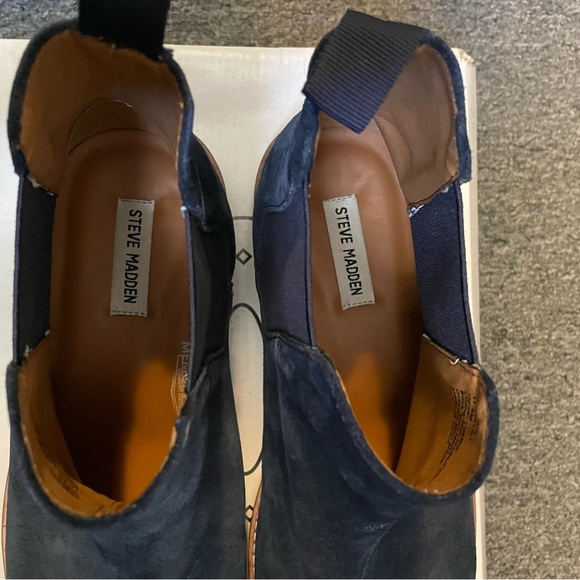 Steve Madden Chelsea Boots Men’s Size 11.5 Navy Blue Suede - Picture 2 of 9
